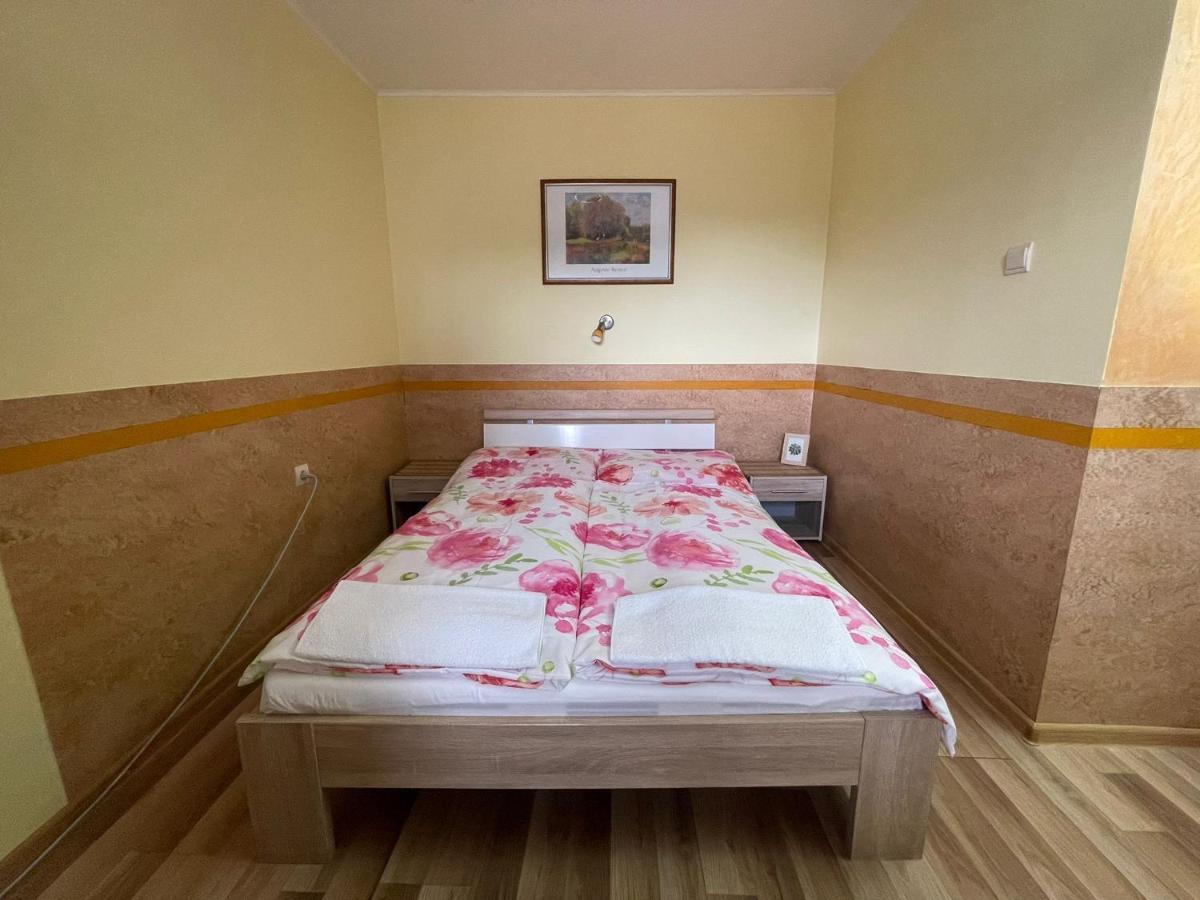 Sifra 276 Hotell Nová Lesná Exteriör bild